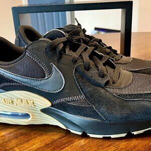 The Nike Air Max Excee Sneakers Black & Gum Light Brown Colorway, size 13
